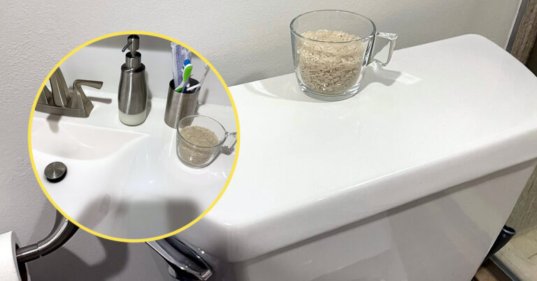 El truco del vaso de arroz en el baño que resuelve un problema muy común